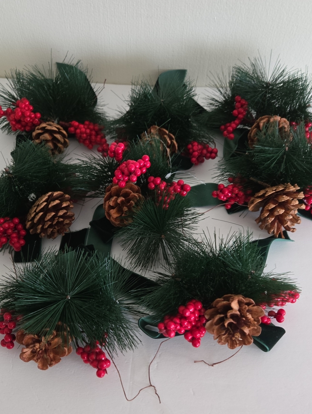 Eight Pine And Berries Velvet Ribbon Picks